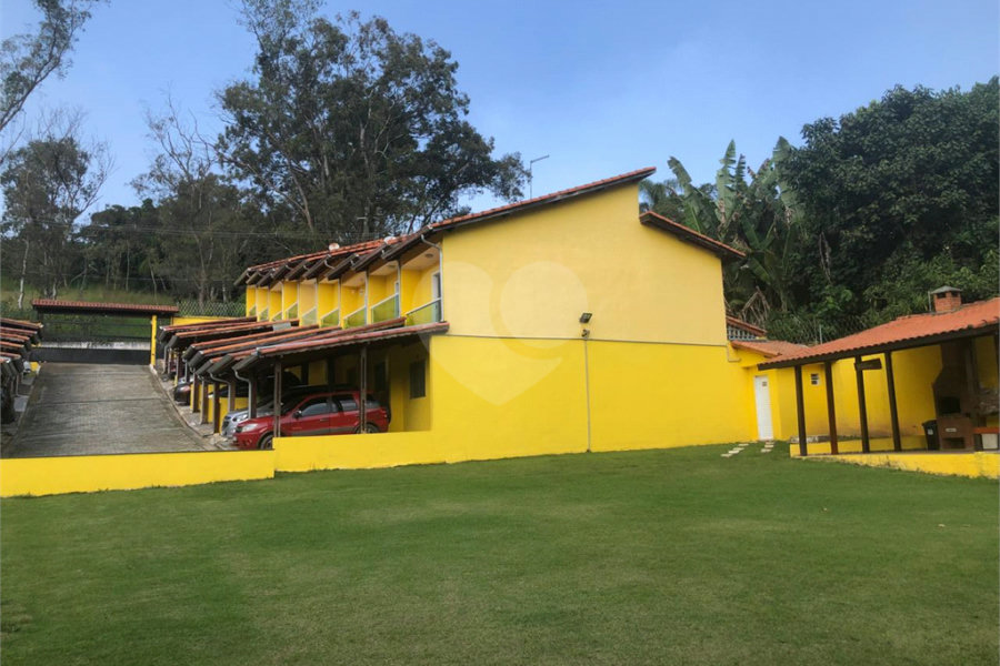 Casa à venda com 2 quartos no condomínio Residencial Armênia, Ferraz de Vasconcelos - SP