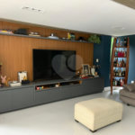Sobrado à venda com 6 quartos, sendo 4 suítes, em Fazenda Morumbi, São Paulo, SP