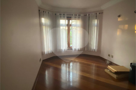 Casa à venda com 3 quartos, sendo 4 suítes,  no condomínio Estância Marambaia, Vinhedo - SP