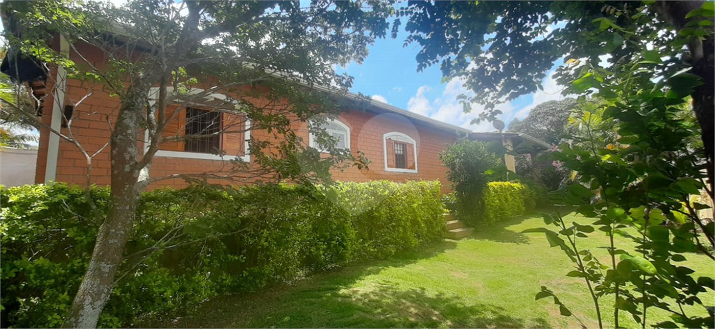 Casa à venda com 3 quartos, sendo 2 suítes, em São Vicente, Mairiporã, SP