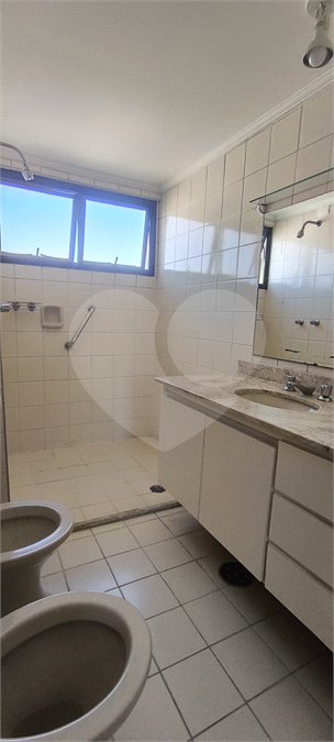 Apartamento à venda com 3 quartos, sendo 1 suíte, em Pinheiros, São Paulo, SP