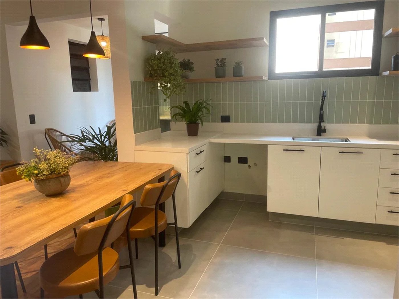 Apartamento à venda com 2 suítes em Pinheiros, São Paulo, SP