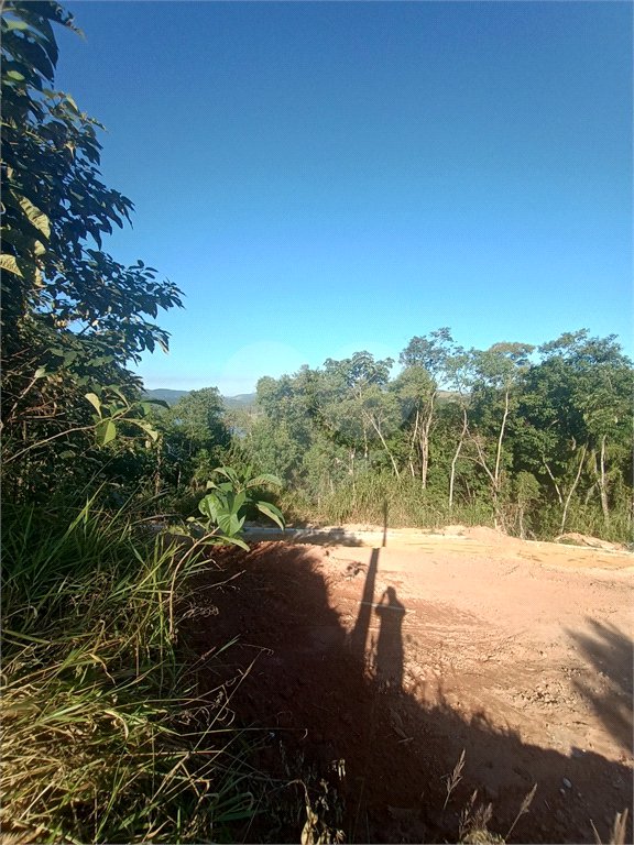 Terreno à venda no condomínio Bosque da Represa, Nazaré Paulista - SP
