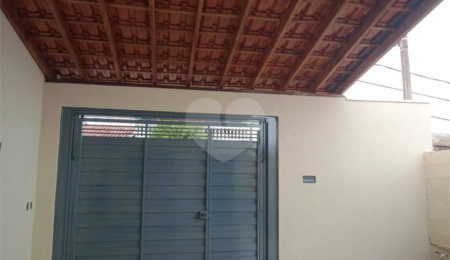 Casa à venda com 2 quartos, sendo 1 suíte,  em Jardim Medeiros, São Carlos, SP