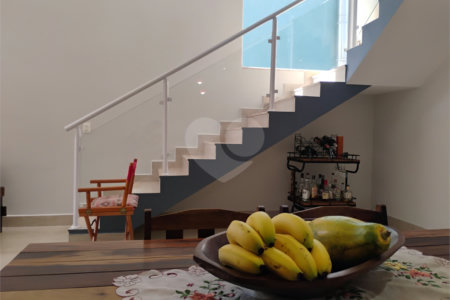 Casa à venda com 3 quartos, sendo 1 suíte, no condomínio Ibi Aram 1, Itupeva - SP