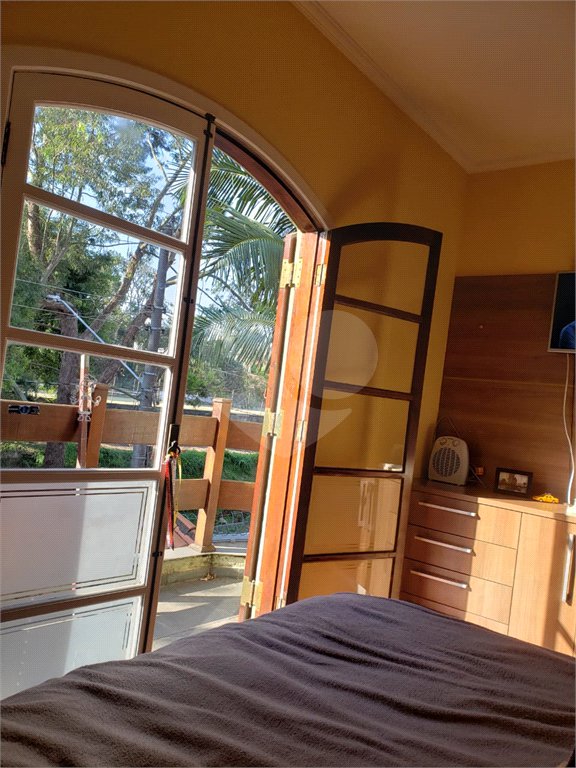 Sobrado à venda com 4 quartos, sendo 1 suíte,  em Jardim Leonor Mendes de Barros, São Paulo, SP
