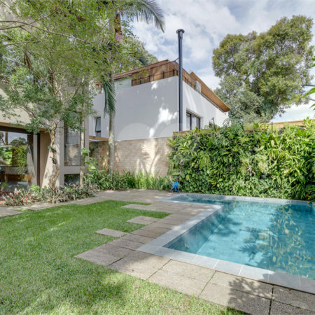 Casa à venda com 4 suítes no condomínio Vila Flora, São Paulo - SP