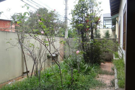Casa Térrea à venda com 3 quartos em Jardim Paulistano, São Paulo, SP