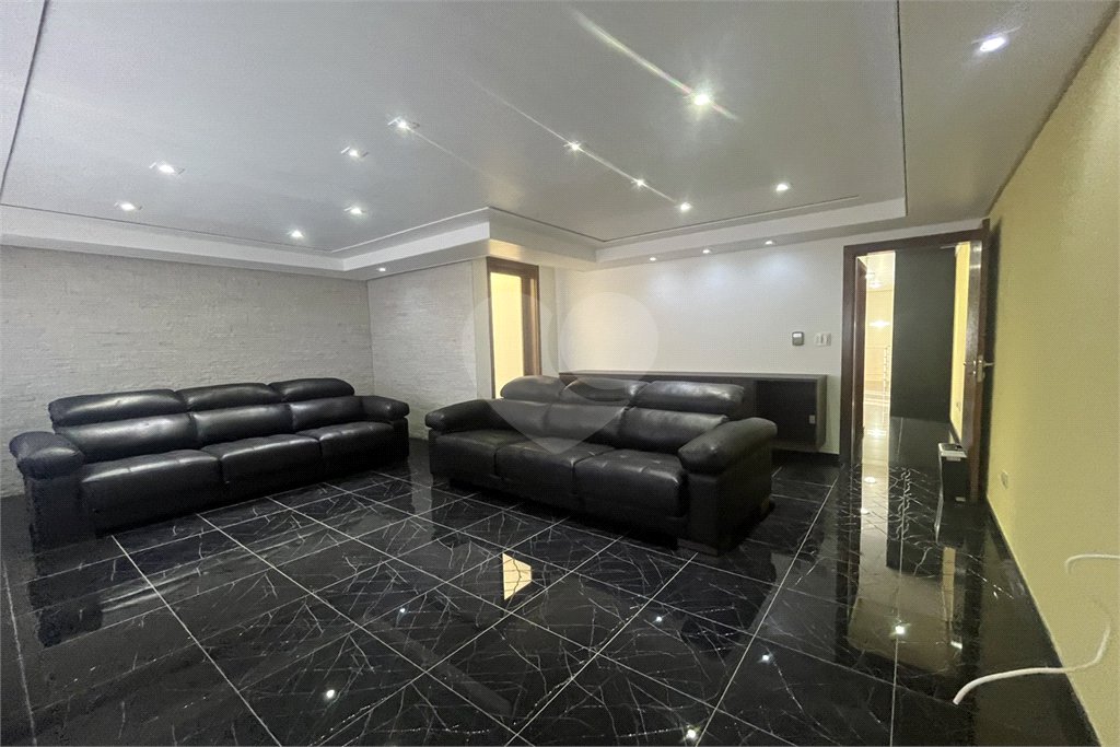 Casa à venda com 4 quartos, sendo 3 suítes, em Vila Guilherme, São Paulo, SP