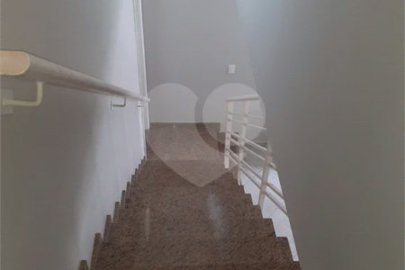 Sobrado à venda com 3 suítes em Vila Vitório Mazzei, São Paulo, SP