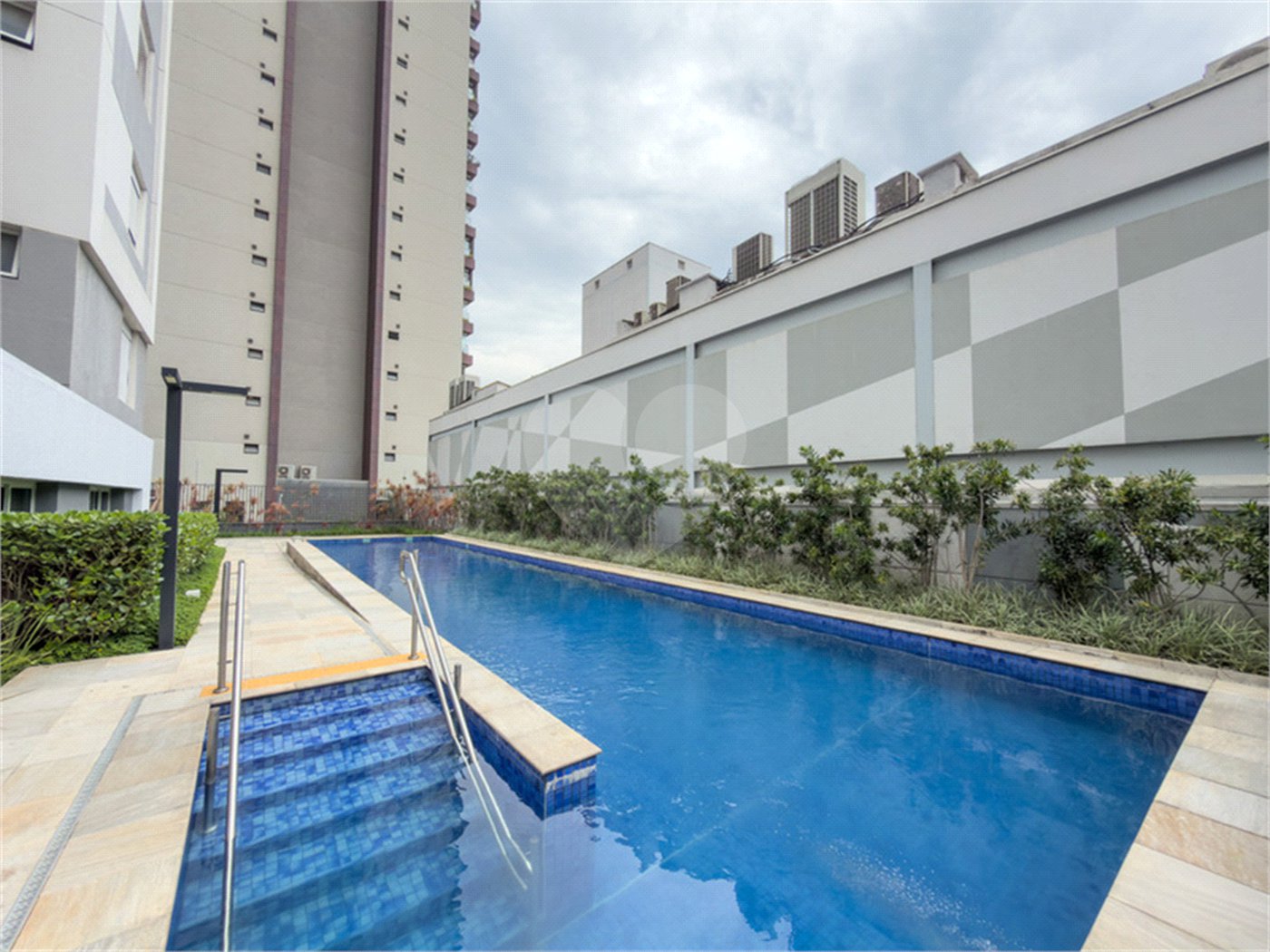 Apartamento à venda com 4 quartos, sendo 2 suítes, em Pinheiros, São Paulo, SP