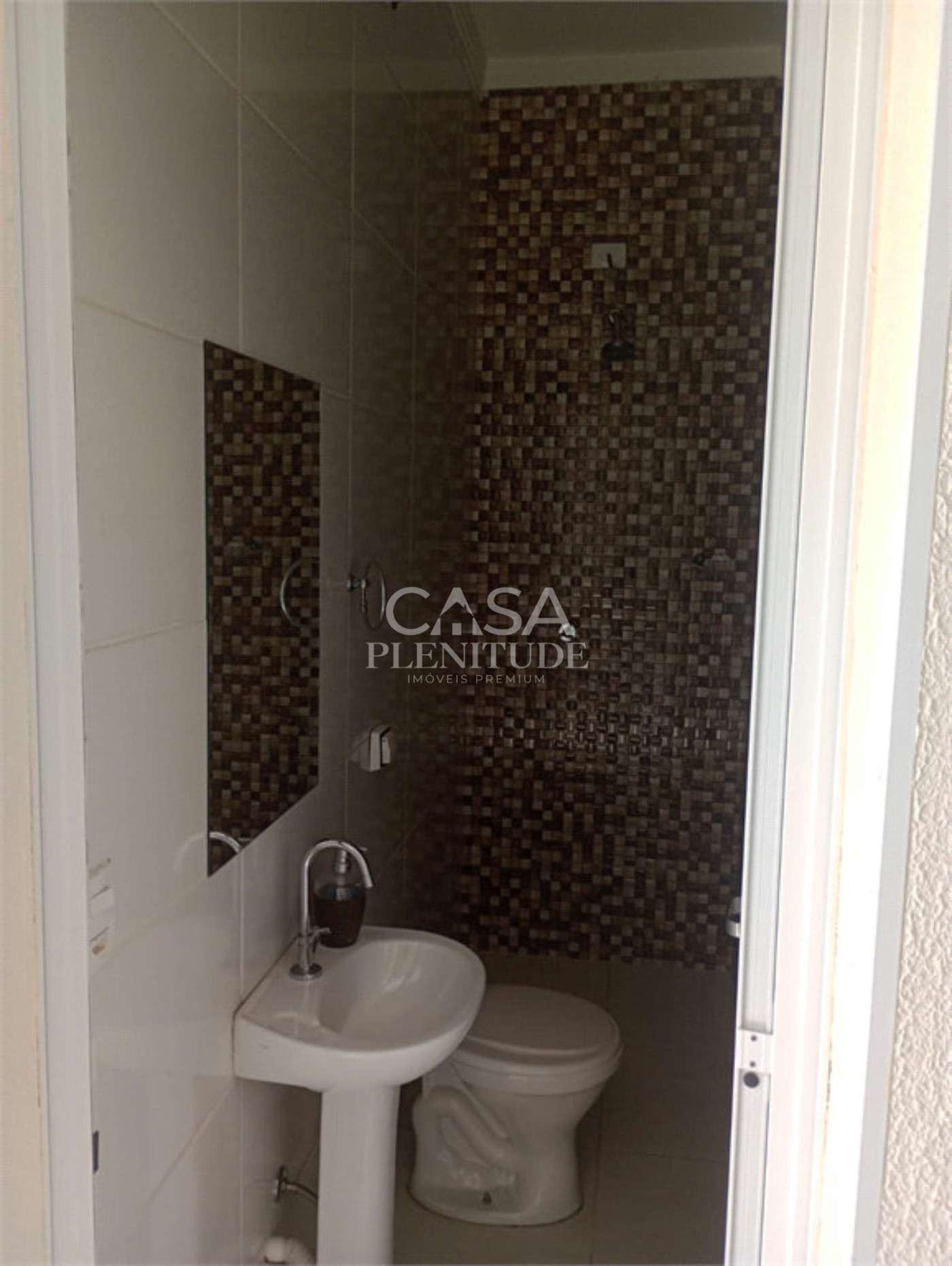 Casa em condomínio à venda com 3 quartos, sendo 1 suíte, em Wanel Ville, Sorocaba, SP