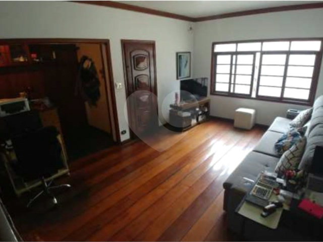 Sobrado à venda com 4 quartos, sendo 1 suíte,  em Tucuruvi, São Paulo, SP