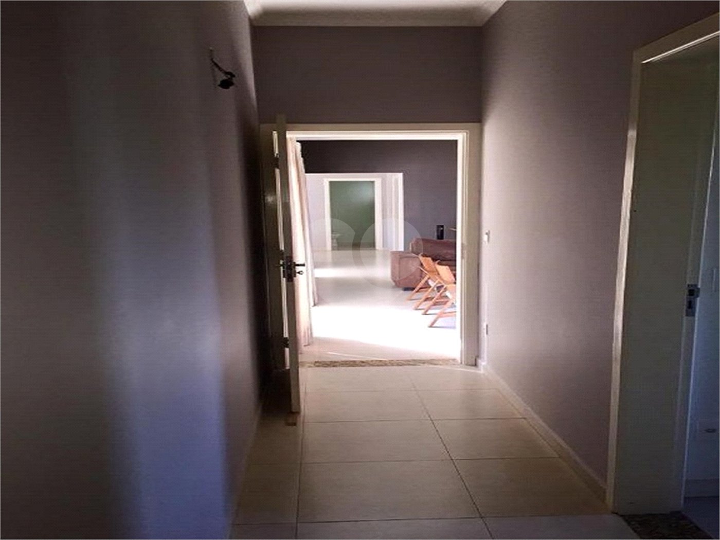 Casa à venda com 3 suítes no condomínio Portal do Sabiá, Araçoiaba da Serra - SP