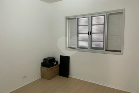 Sobrado à venda com 4 quartos, sendo 1 suíte, em Jardim Japão, São Paulo, SP