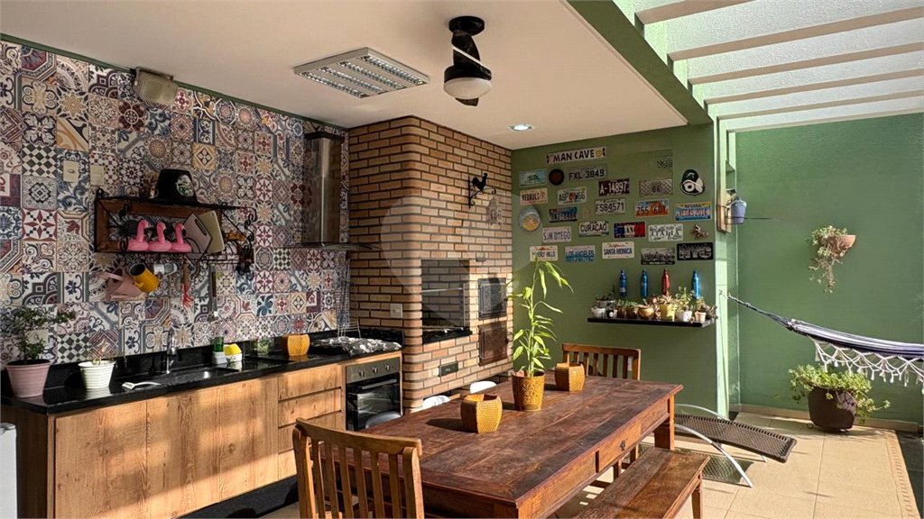 Casa à venda com 3 suítes no condomínio Residencial Villa dos Inglezes, Sorocaba - SP