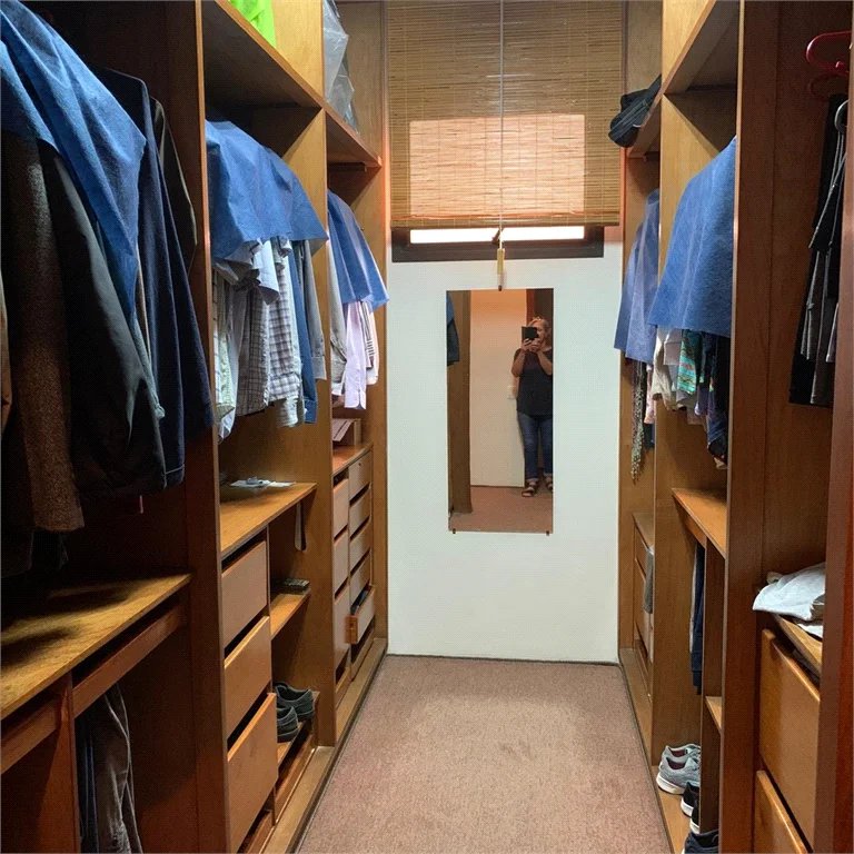 Apartamento à venda com 4 quartos, sendo 2 suítes, em Real Parque, São Paulo, SP