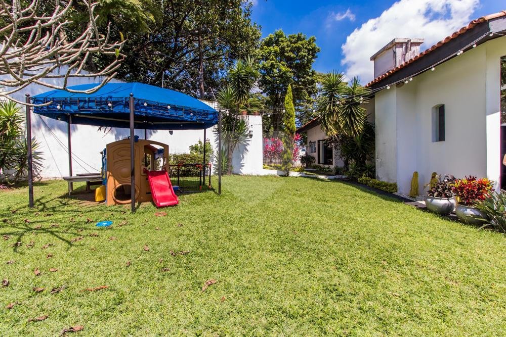 Casa à venda com 4 suítes em Jardim Marajoara, São Paulo, SP