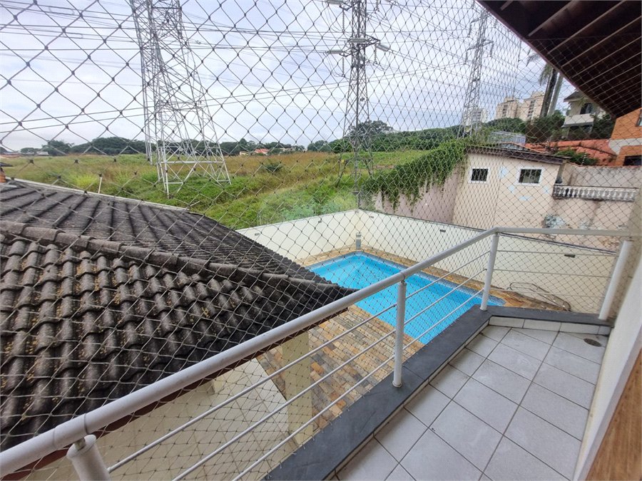Sobrado à venda ou para alugar com 5 quartos, sendo 4 suítes,  em City América, São Paulo, SP