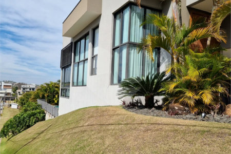 Casa à venda com 3 suítes no condomínio Campo de Toscana, Vinhedo - SP