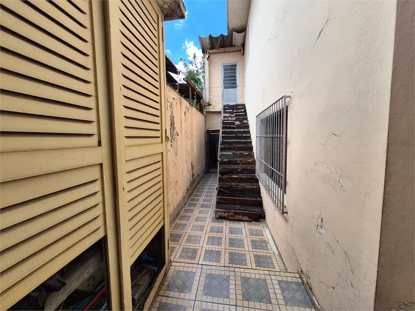 Sobrado à venda com 4 quartos, sendo 2 suítes, em Instituto de Previdência, São Paulo, SP