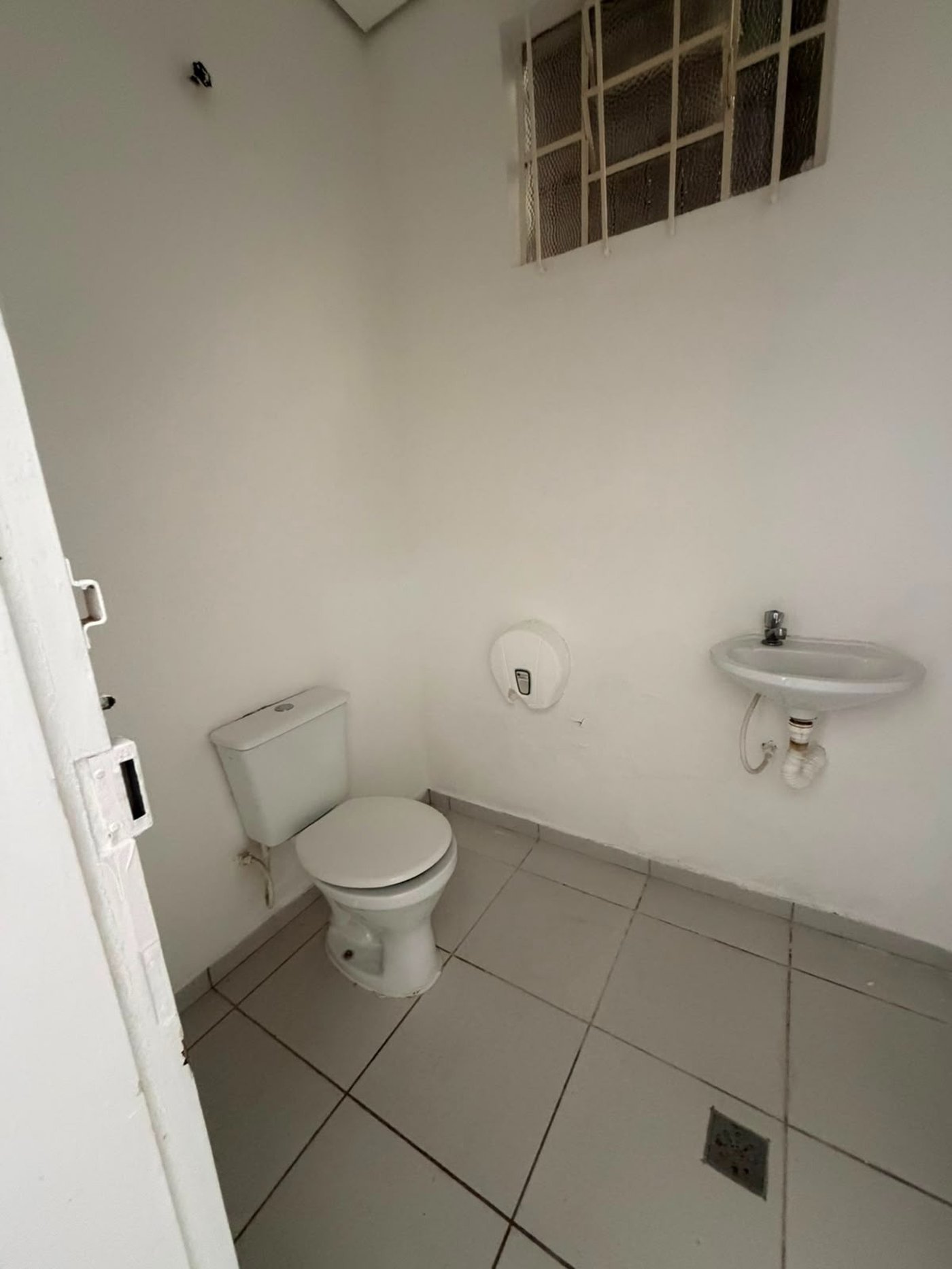 Salão Comercial para alugar no Centro, Vinhedo, SP