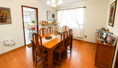 Casa à venda com 3 quartos, sendo 1 suíte, em Santo Amaro, São Paulo, SP