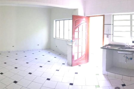 Sobrado à venda com 3 suítes em Vila Mazzei, São Paulo, SP