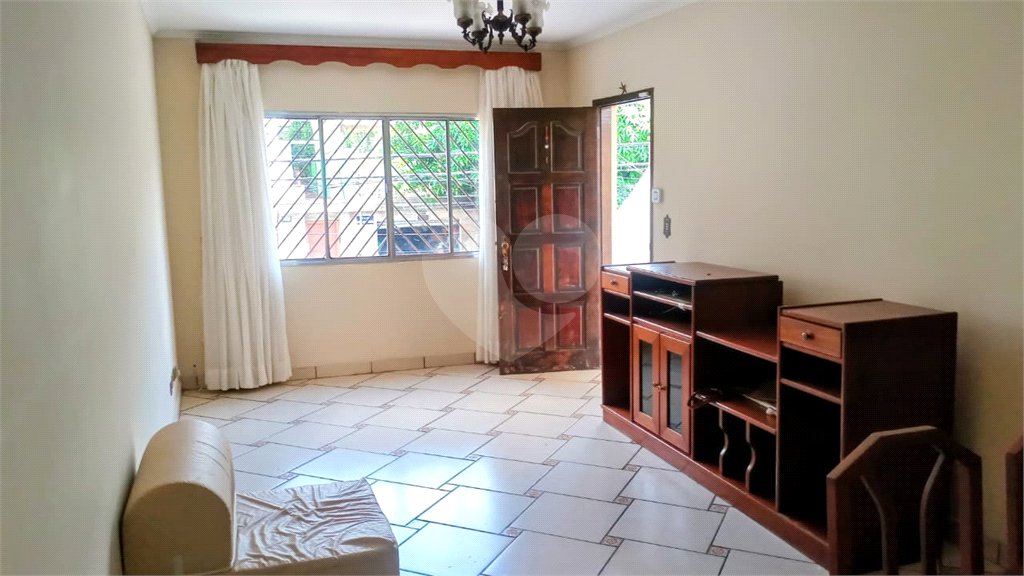 Sobrado à venda com 3 quartos, sendo 1 suíte,  em Vila Dom Pedro II, São Paulo, SP