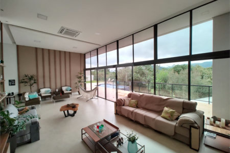 Casa à venda com 3 suítes no condomínio Residencial Terras da Alvorada, Itupeva - SP