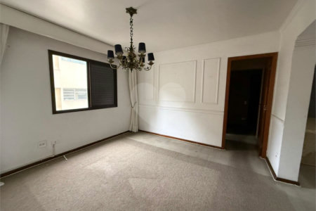 Apartamento à venda com 3 quartos, sendo 1 suíte, em Jardim Paulista, São Paulo, SP