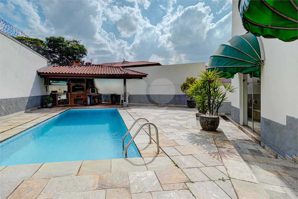 Casa à venda com 3 suítes em Morumbi, São Paulo, SP
