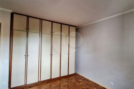 Sobrado à venda com 2 quartos em Santana, São Paulo, SP