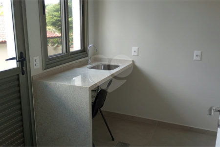 Casa à venda com 4 suítes no condomínio Estância Marambaia, Vinhedo - SP