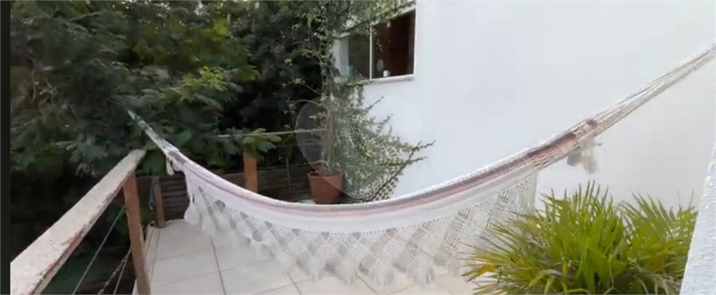 Casa à venda com 4 quartos, sendo 2 suítes,  em Albatroz, Armação dos Búzios, RJ