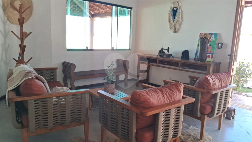 Casa à venda com 5 quartos, sendo 2 suítes, em Long Beach (tamoios), Cabo Frio, RJ