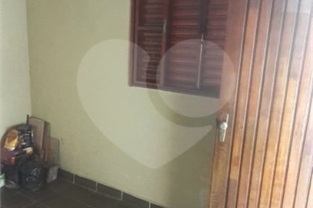 Casa à venda com 3 quartos, sendo 1 suíte, em Vila Gustavo, São Paulo, SP
