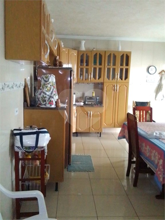 Sobrado à venda com 6 quartos em Horto, São Paulo, SP