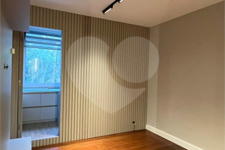 Apartamento à venda com 4 suítes em Vila Suzana, São Paulo, SP