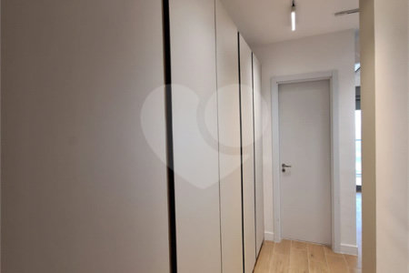 Apartamento à venda com 3 suítes em Sumarezinho, São Paulo, SP