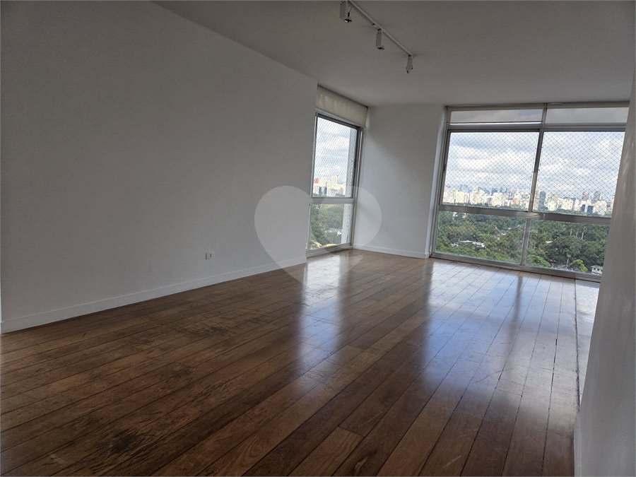 Apartamento à venda com 2 suítes em Cerqueira César, São Paulo, SP