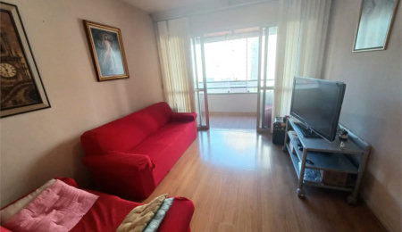 Apartamento à venda com 3 quartos, sendo 1 suíte, em Jardim das Acácias, São Paulo, SP