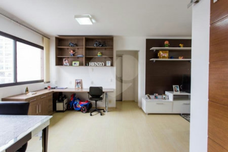 Apartamento à venda com 2 quartos, sendo 1 suíte, em Moema, São Paulo, SP