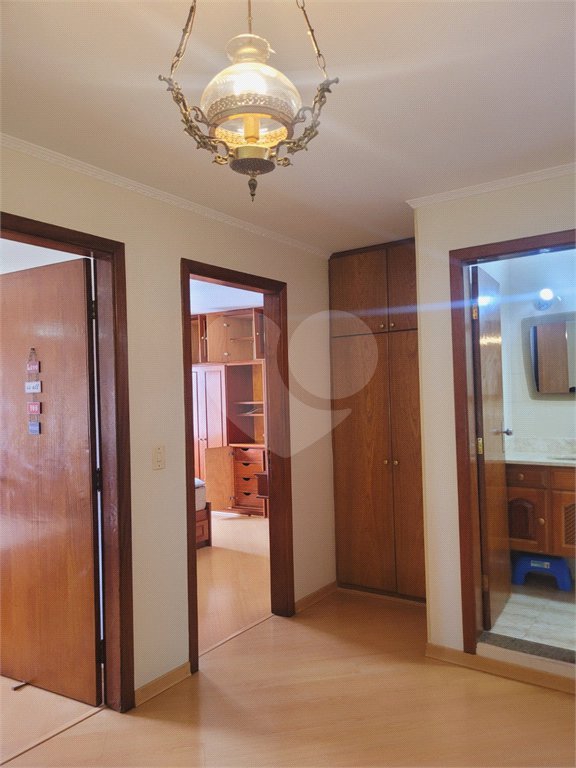 Sobrado à venda ou para alugar com 4 quartos, sendo 1 suíte, em Vila Gustavo, São Paulo, SP