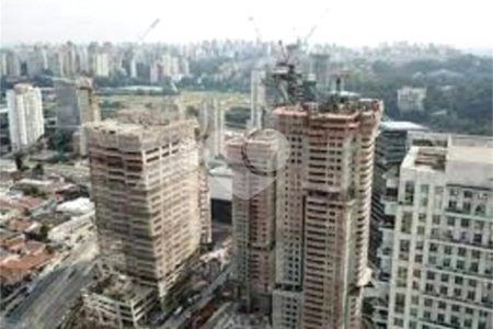 Apartamento à venda com 3 suítes em Chácara Santo Antônio, São Paulo, SP