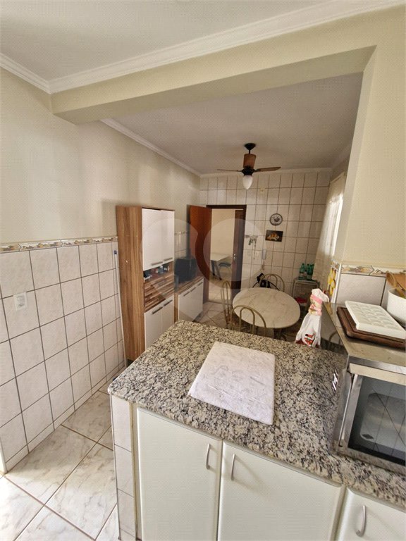 Casa à venda ou para alugar com 3 quartos, sendo 1 suíte, no condomínio Rsidencial Jatoba, Ribeirão Preto - SP