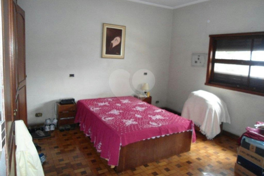 Casa à venda com 4 quartos, sendo 1 suíte, em Santana, São Paulo, SP