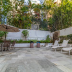 Apartamento à venda com 3 quartos, sendo 1 suíte, em Moema, São Paulo, SP