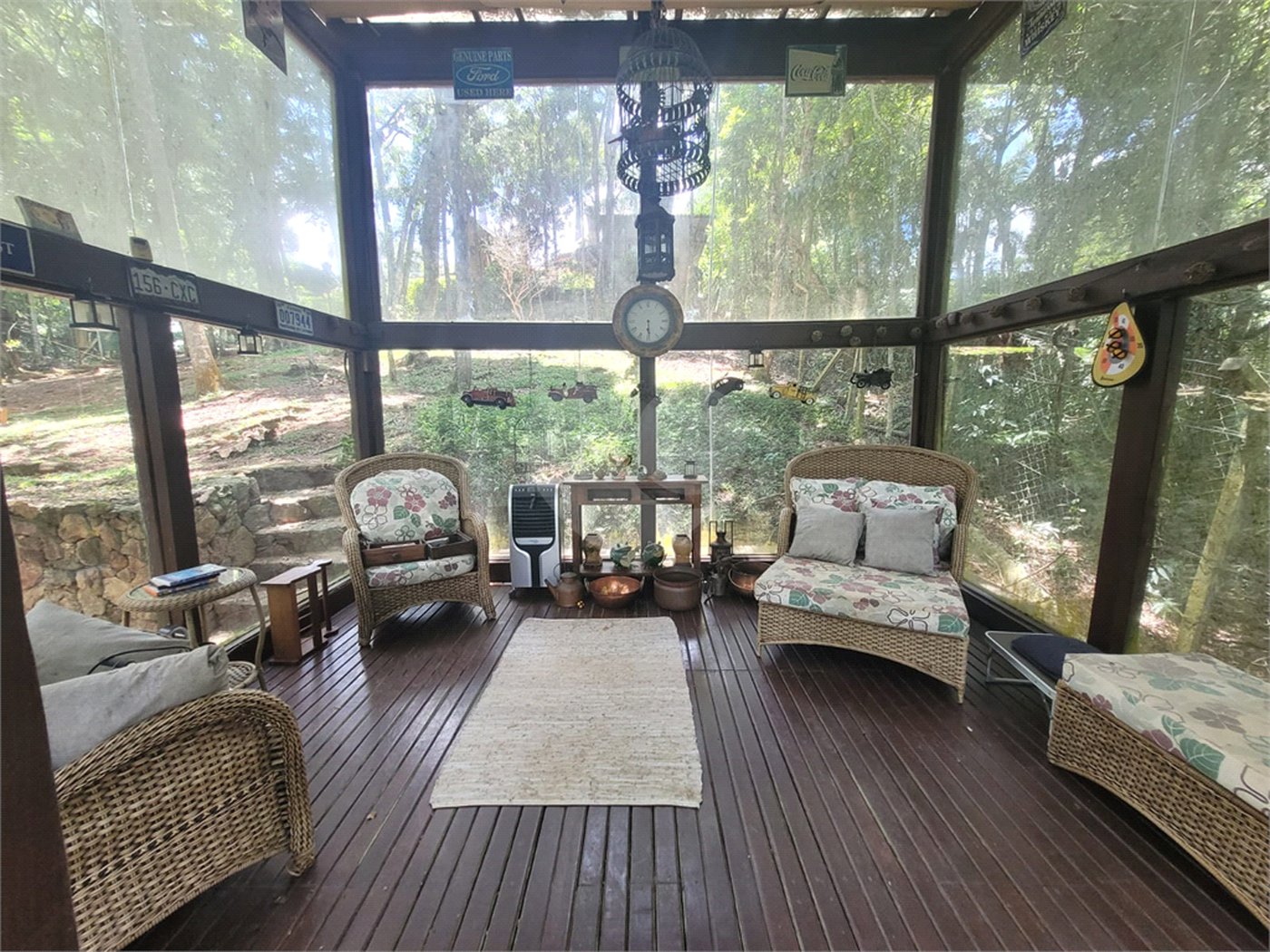 Casa à venda com 2 suítes no condomínio Alpes da Cantareira, Mairiporã - SP