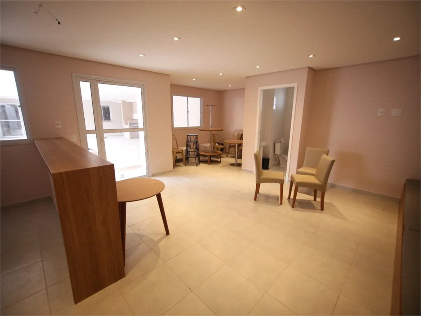 Apartamento à venda com 2 quartos em Parque Arariba, São Paulo, SP